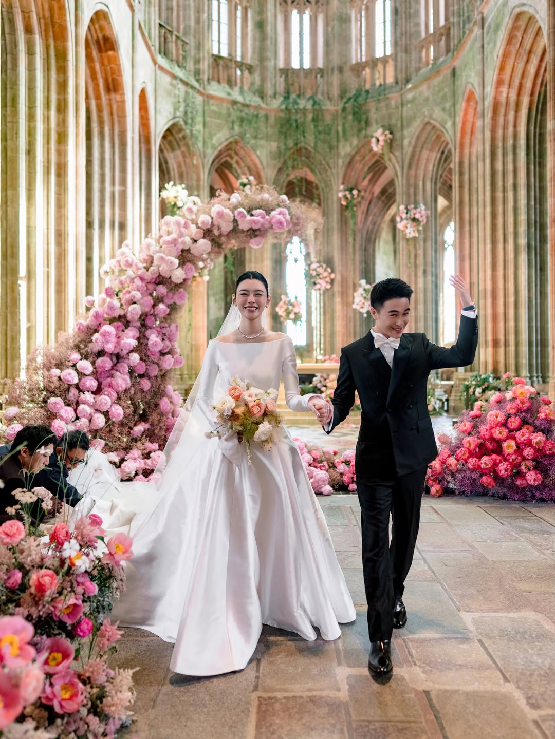 明星婚礼级色彩!Jose Villa同款婚礼人像LR预设合集:大师级柯达/富士/黑白滤镜滤镜下载